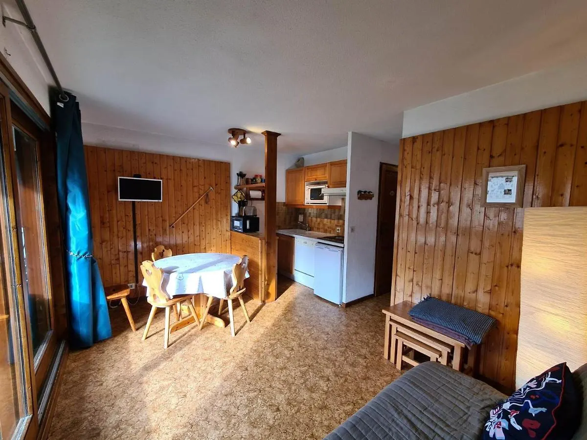 Appartement Centre Village, 4 Personnes, 2 Chambres - Opi19 Beaufort